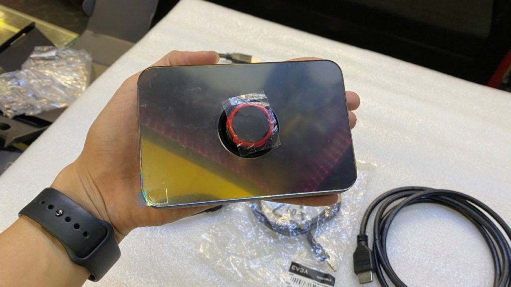 EVGA XR1 Capture Device - Certified for OBS - USB 3.0 - 4K Pass Through - ARGB - Audio Mixer