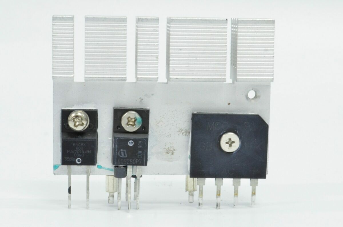 EVGA 550 B5 - 80+ BRONZE 550W - Fully Modular