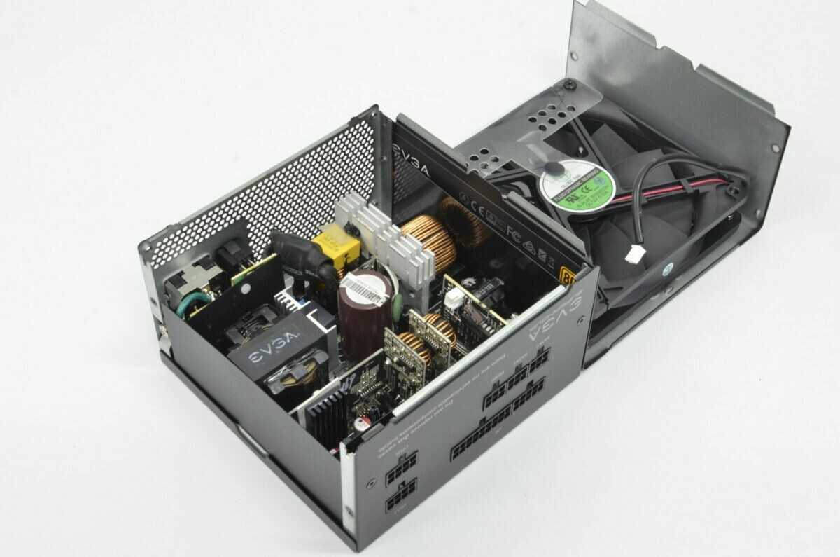 EVGA SuperNOVA 550 GT - 80+ GOLD 550W - Fully Modular