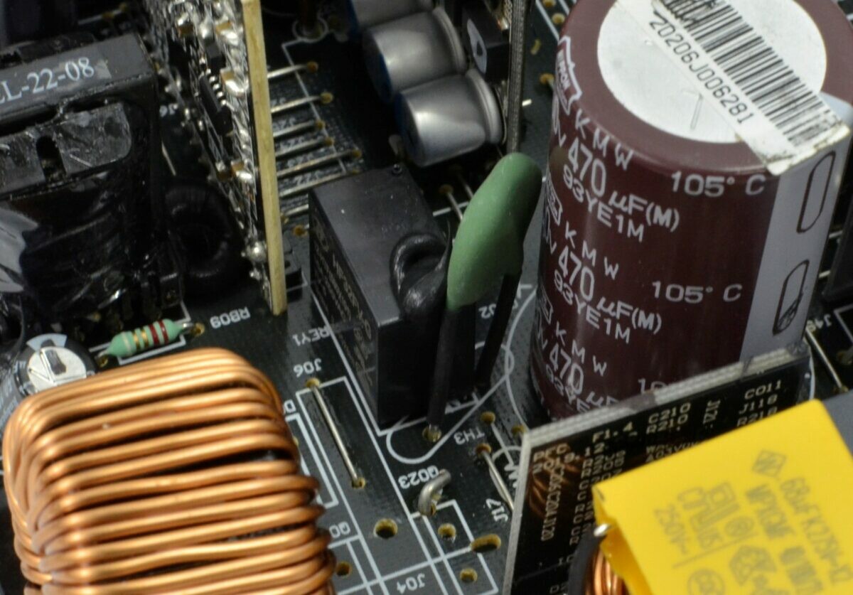 EVGA SuperNOVA 550 GT - 80+ GOLD 550W - Fully Modular