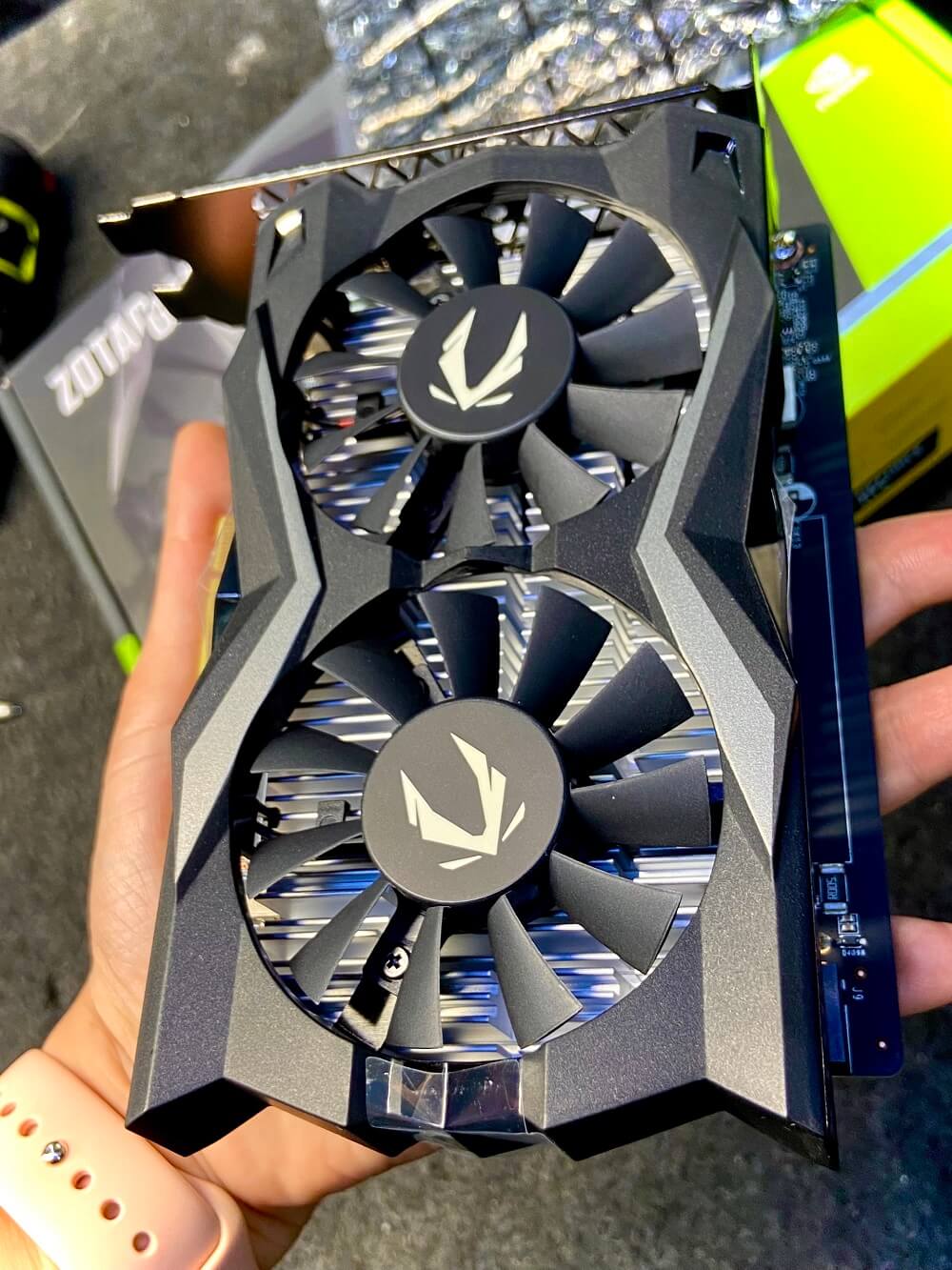 ZOTAC GAMING GeForce GTX 1650 AMP Core GDDR6