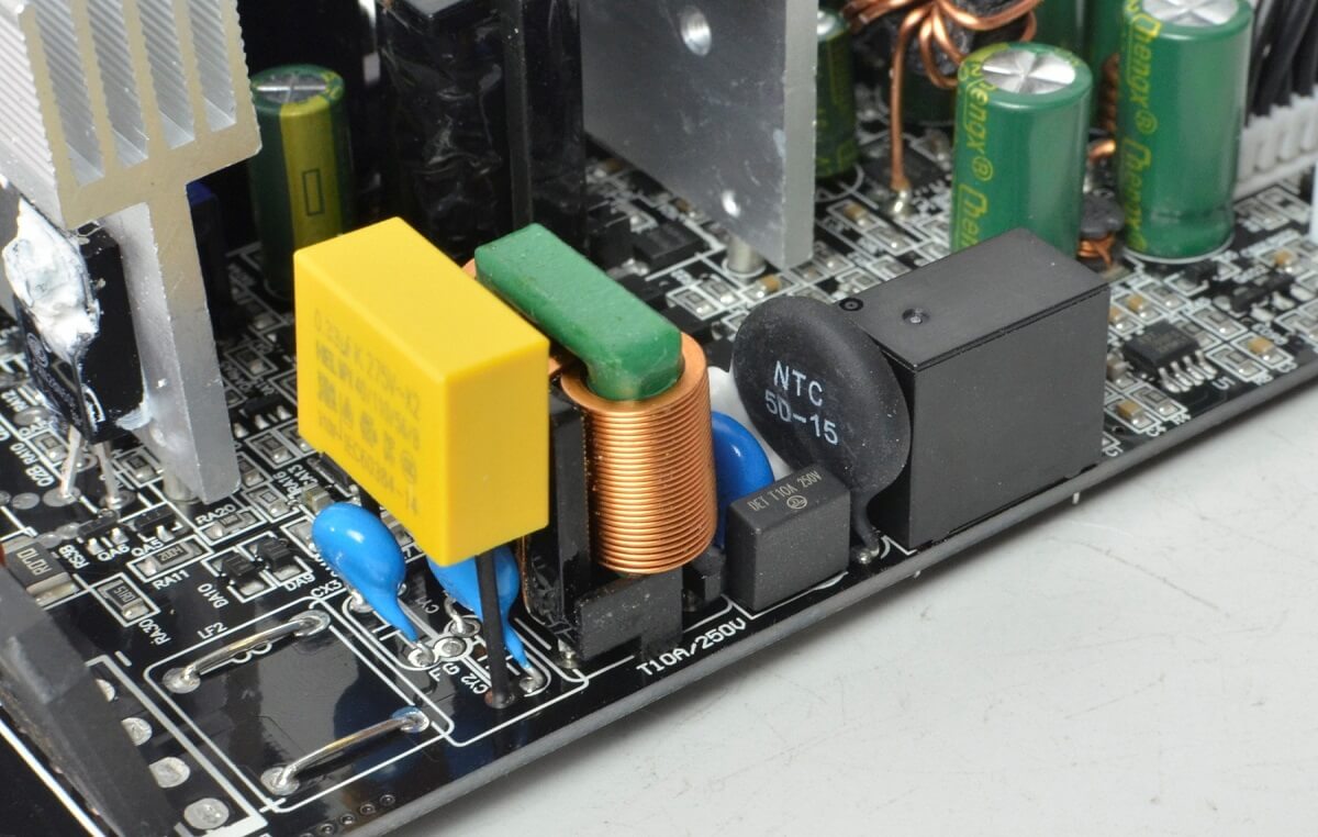 Infinity Eco V3 650w – DC to DC – Hiệu suất 88% – Active PFC – Single Rail