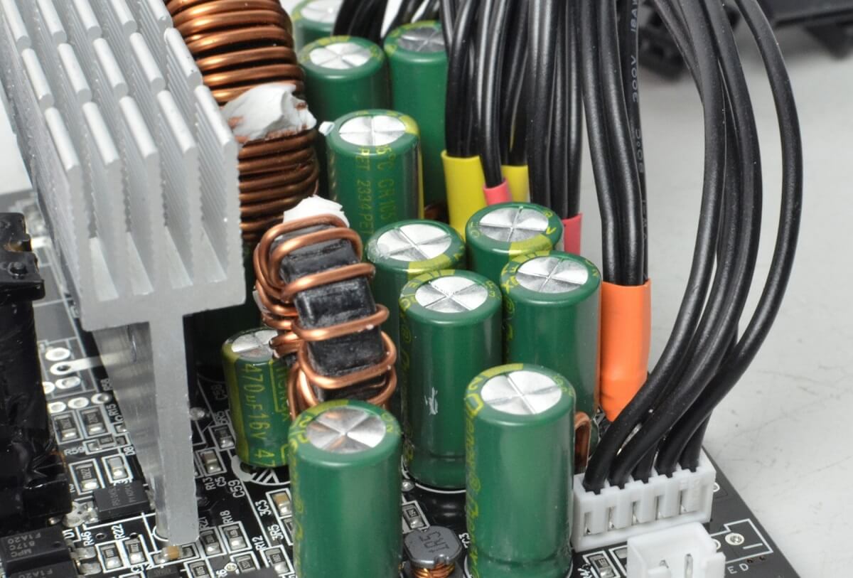 Infinity Eco V3 650w – DC to DC – Hiệu suất 88% – Active PFC – Single Rail