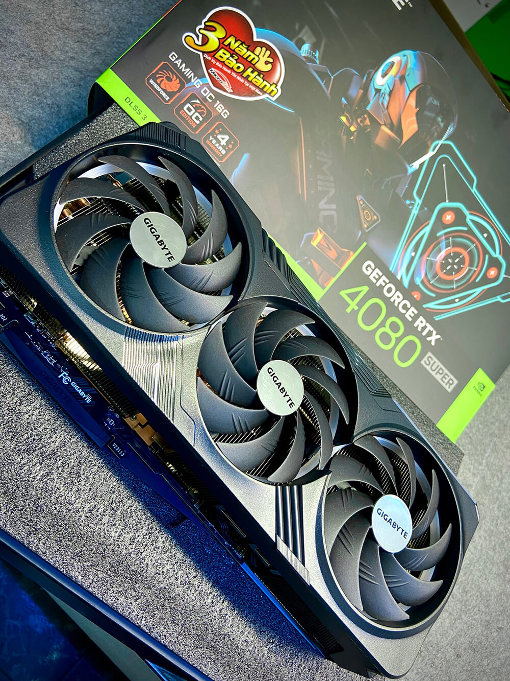 Gigabyte GeForce RTX™ 4080 SUPER GAMING OC 16G - 16GB GDDR6X