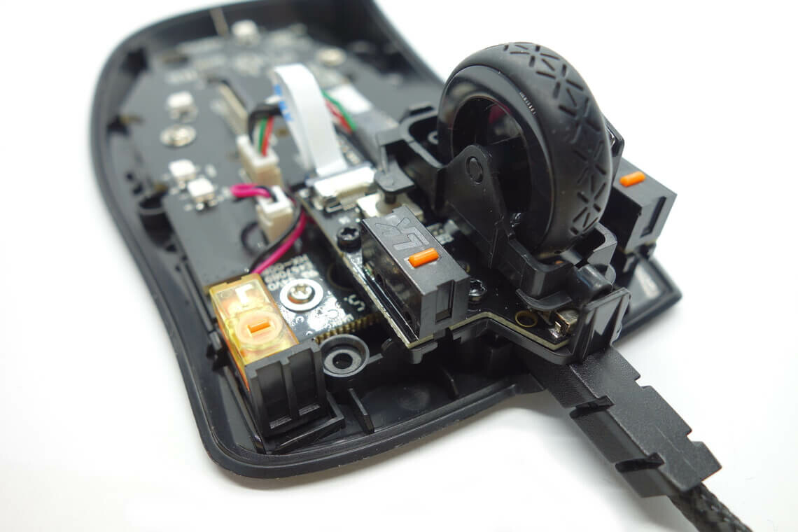 EVGA X15 MMO Gaming Mouse - 8k - Wired - Black - Customizable - 16,000 DPI - 5 Profiles - 20 Buttons - Ergonomic